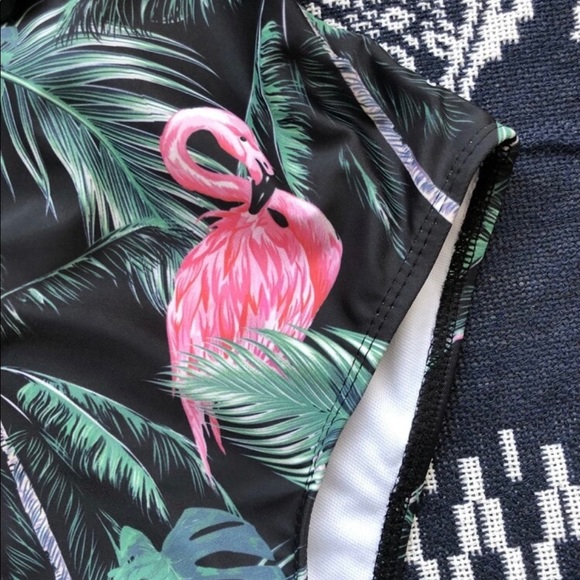 BNIB Tropical Flamingo Scalloped 1-Piece Swimsuit - Picture 3 of 6